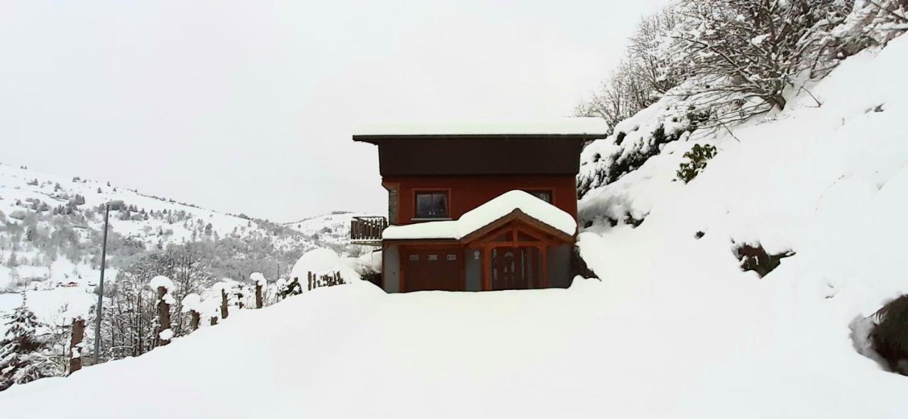 فيلا لابْريسْفي Chalet Les Trois Vallees المظهر الخارجي الصورة